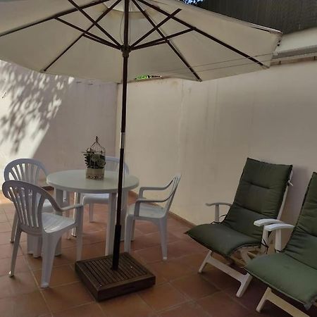 Cozy Flat With Terrace Apartment Паламос Екстериор снимка
